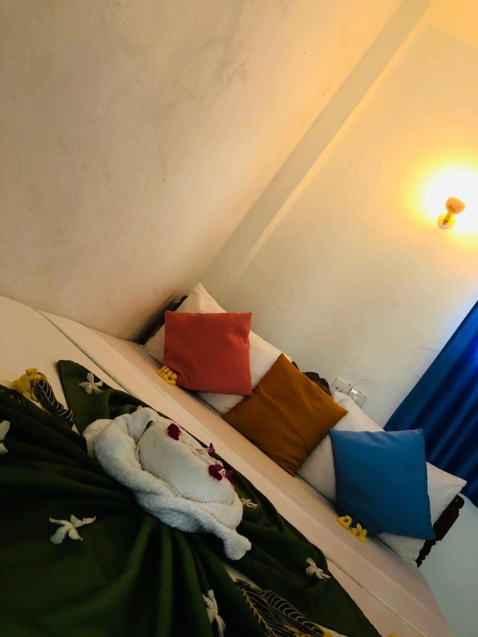 Rock Paradise Beach Hotel & Restaurent Tangalle Eksteriør bilde