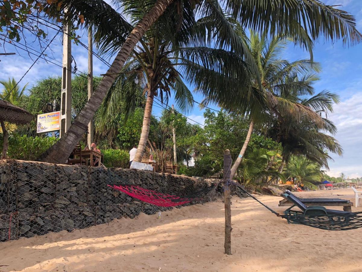 Rock Paradise Beach Hotel & Restaurent Tangalle Eksteriør bilde