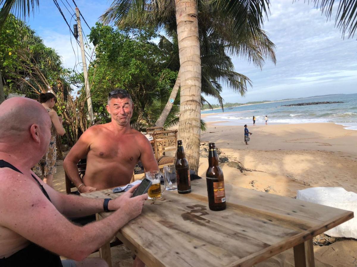 Rock Paradise Beach Hotel & Restaurent Tangalle Eksteriør bilde